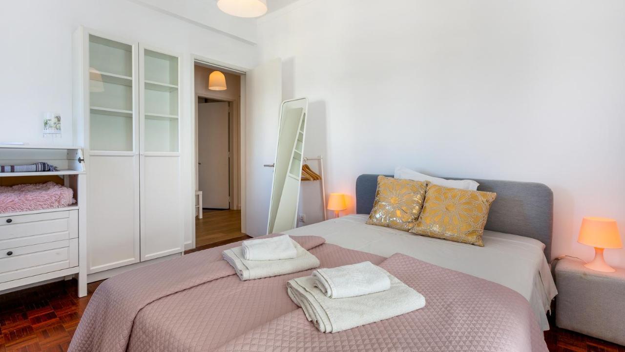 Faro Getaway W/ Big Balcony By Lovelystay Exteriér fotografie