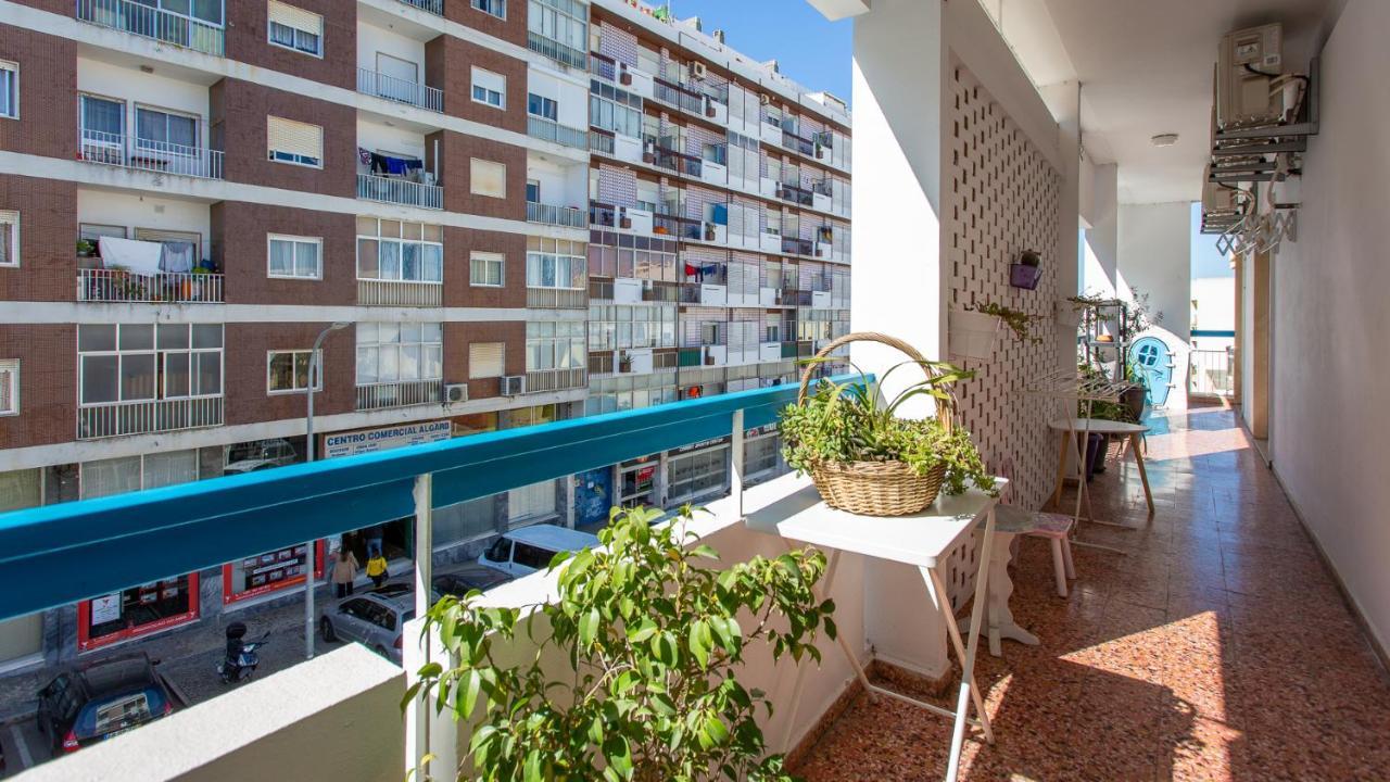 Faro Getaway W/ Big Balcony By Lovelystay Exteriér fotografie